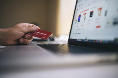 Księgowość dla e-commerce: jak optymalizować podatki i koszty w sklepach internetowych?