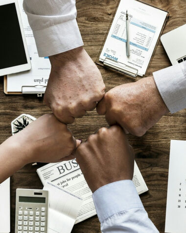 Jak skutecznie motywować pracowników? Sprawdzone metody i przykłady