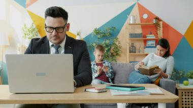 Praca zdalna podatki 2026 – ryczałt za home office i rozliczenie kosztów