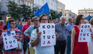 Dlaczego zrównanie wieku emerytalnego kobiet i mężczyzn jest potrzebne? Debata ministra funduszy