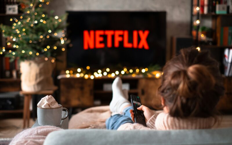 Netflix z reklamami w Polsce – ile kosztuje nowy plan i jakie ma ograniczenia?
