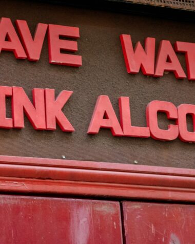 Podwyżka akcyzy na alkohol w 2026 roku – rząd planuje 2,8 mld zł na ochronę zdrowia