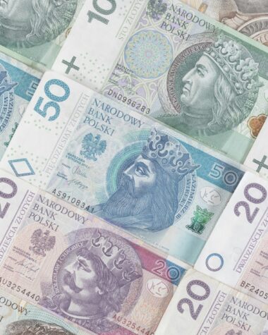 Kto zyska na zmianach PIT? Wyliczenia — od 12 tys. brutto w górę