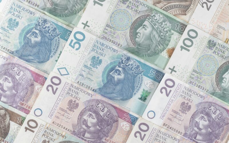 Kto zyska na zmianach PIT? Wyliczenia — od 12 tys. brutto w górę