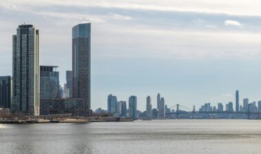 Ceny mieszkań praktycznie stoją — indeks wzrósł o 0,07 pkt, wyjątkiem Warszawa
