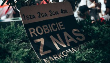 Płace realnie rosną najwolniej od 2023 roku — z 516 zł podwyżki zostaje 150 zł