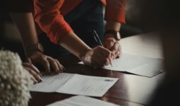 Prawie 3,9 mln zł kary dla Aasa Polska — pakiety medyczne zawyżały koszt pożyczki