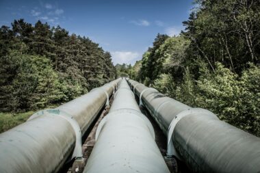 Zarzut o 300-proc. marżę Orlenu na gazie. Rząd nie wyklucza dodatkowego podatku